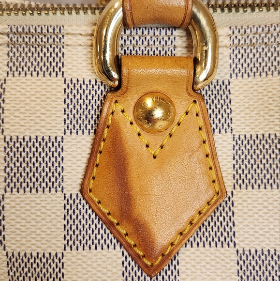 Louis Vuitton Damier Azur Saleya PM - Picture 7 of 16